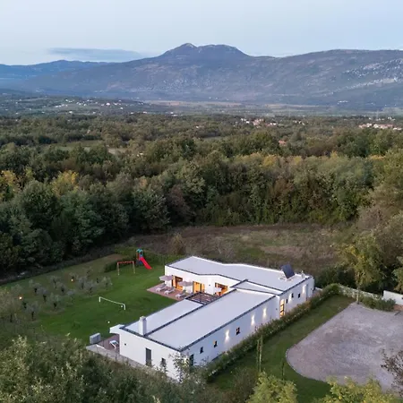 度假居 Istria *